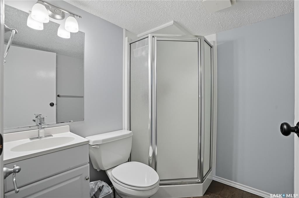 林与唐地产OPEN HOUSE, 10月11日周六2-4pm, East College Park独立屋 · 337 Brock Cres - 9